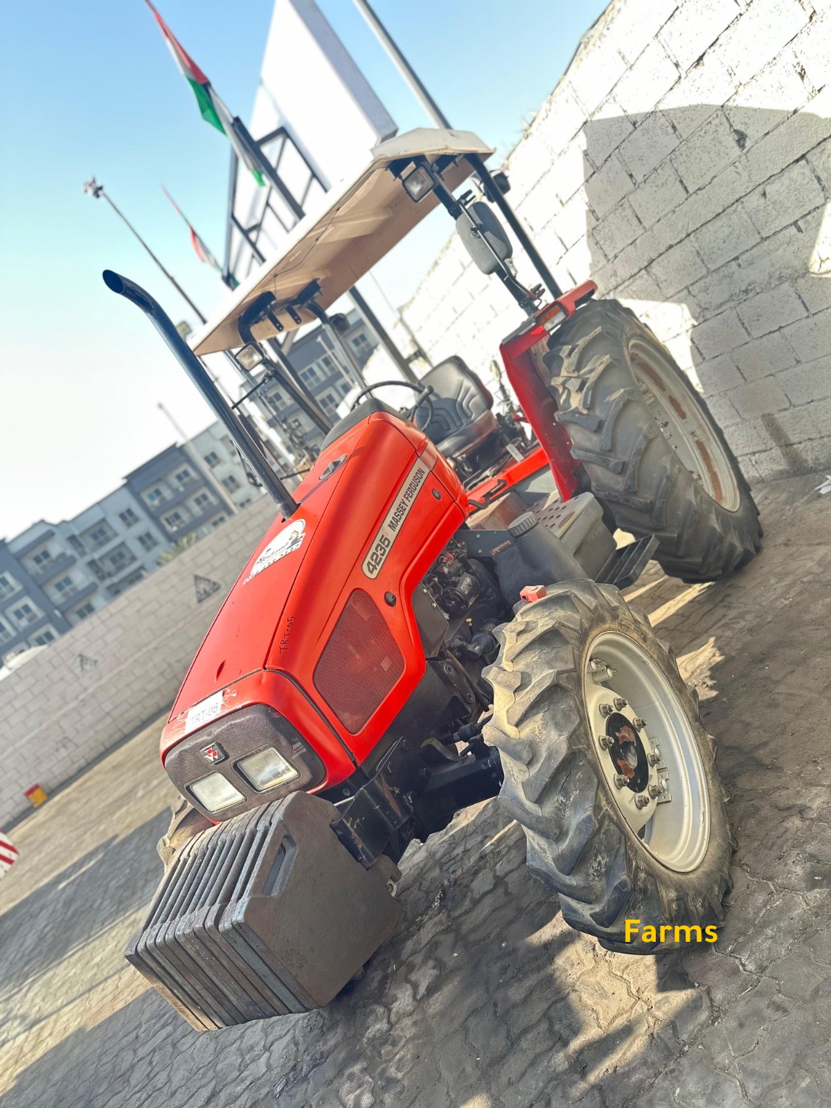 🚜 ماسي فيرغسون 4235 – جرار إنجليزي أصلي مودي